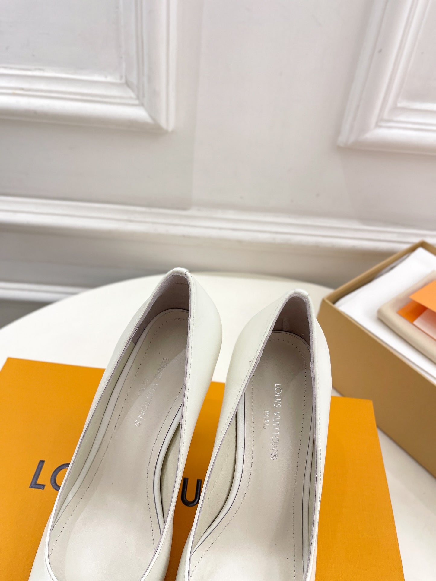 VL Court Heels (White)