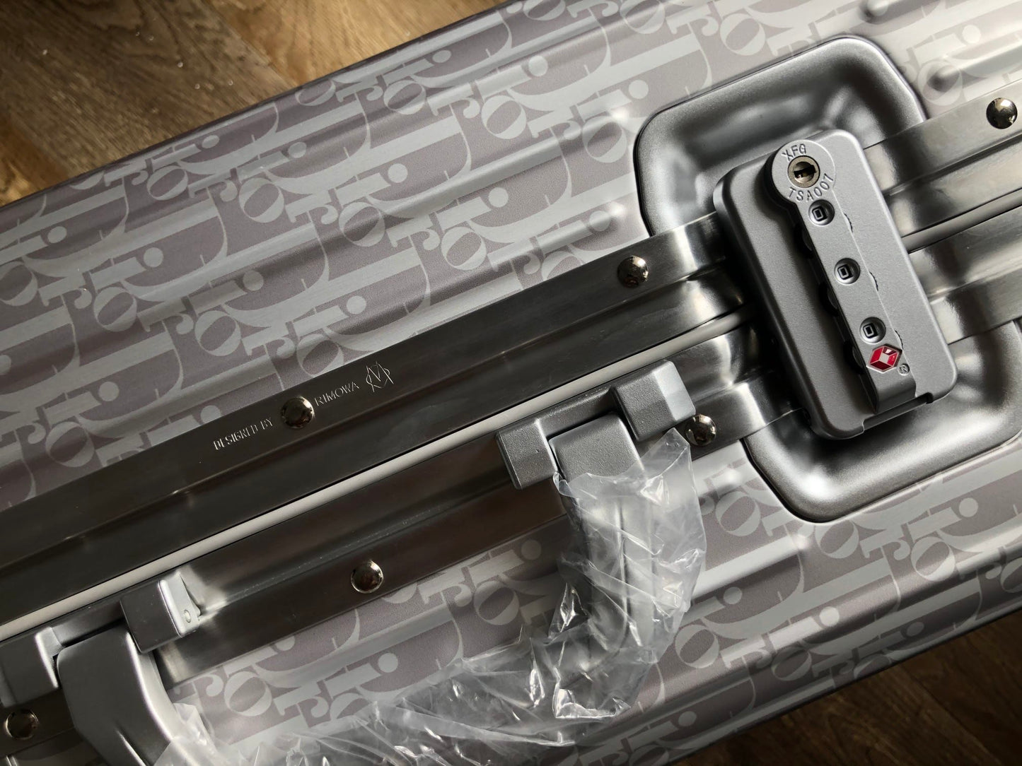 DOR Suitcase